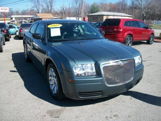 Chrysler 300 2005 photo 1