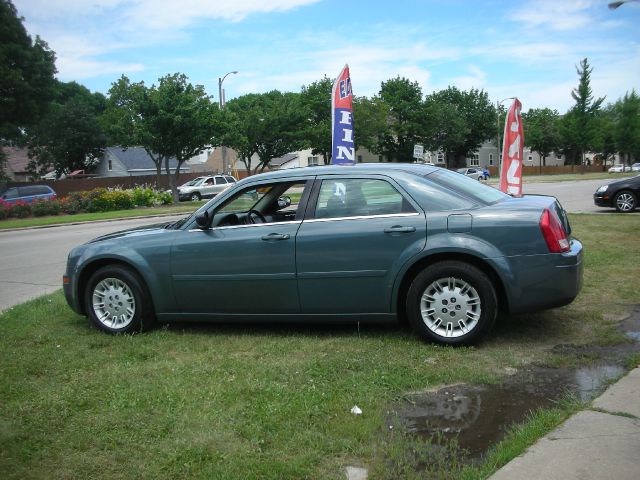 Chrysler 300 2005 photo 1