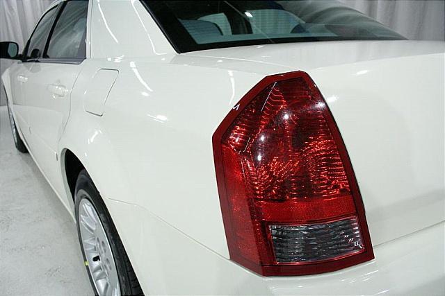 Chrysler 300 2005 photo 2