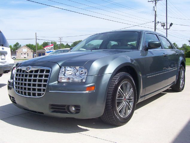 Chrysler 300 SLT 25 Sedan