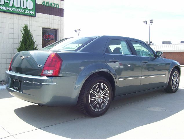 Chrysler 300 2005 photo 3