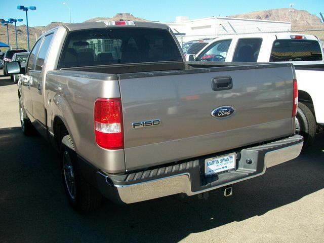 Chrysler 300 2005 photo 3