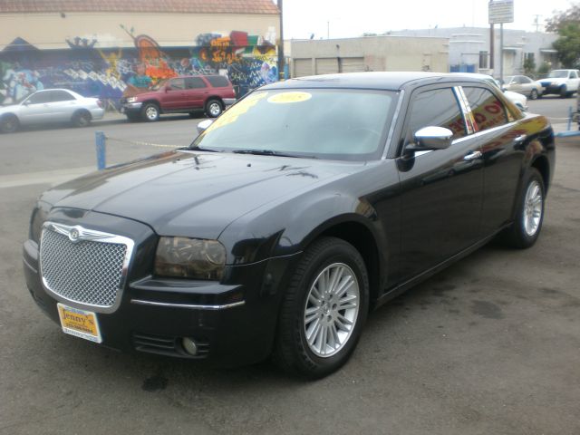 Chrysler 300 2005 photo 1