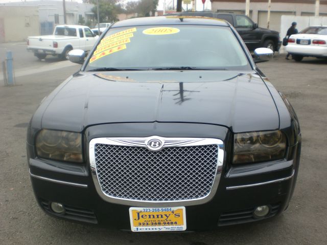 Chrysler 300 2005 photo 3