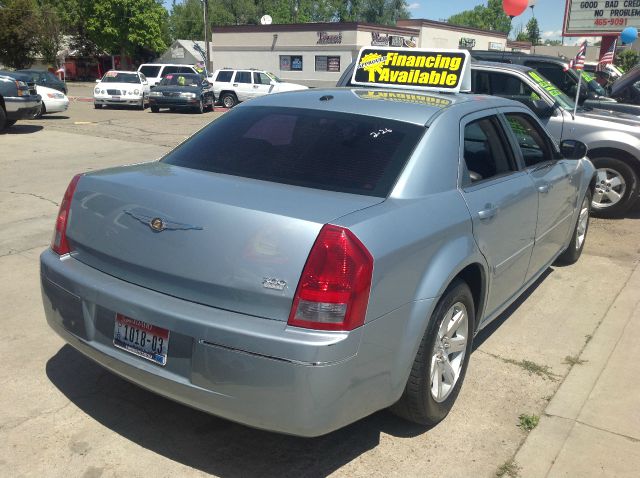 Chrysler 300 2006 photo 14