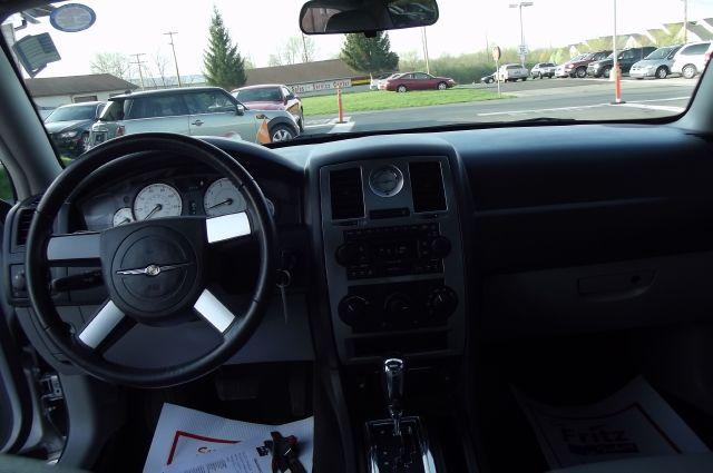Chrysler 300 2006 photo 4