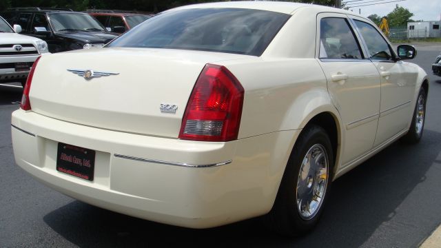 Chrysler 300 2006 photo 3
