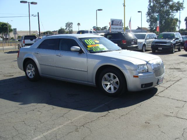 Chrysler 300 2006 photo 3