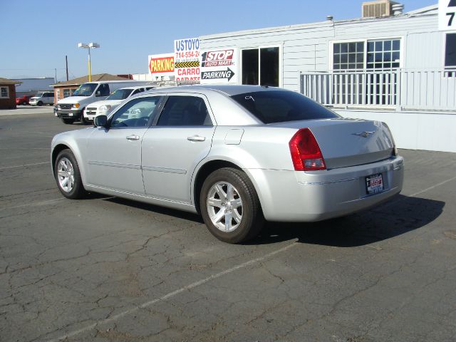 Chrysler 300 2006 photo 4