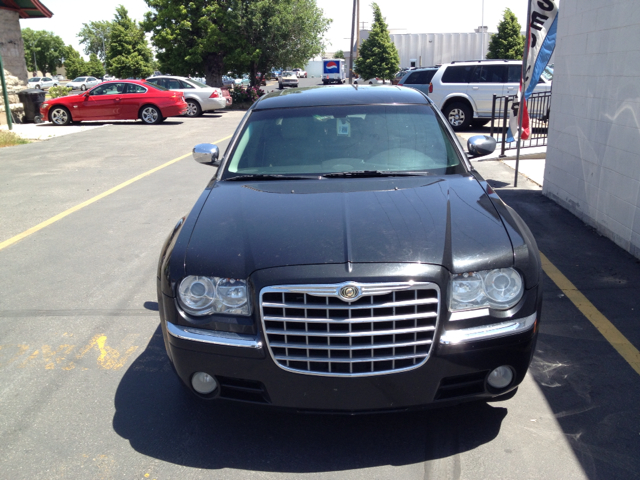 Chrysler 300 Regular Cab Sedan