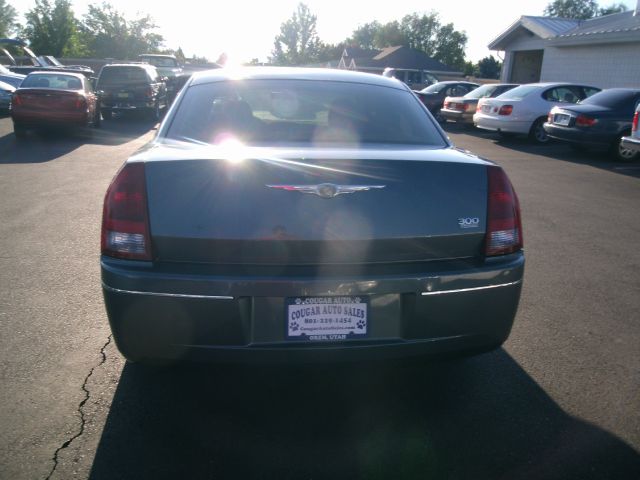 Chrysler 300 2006 photo 4