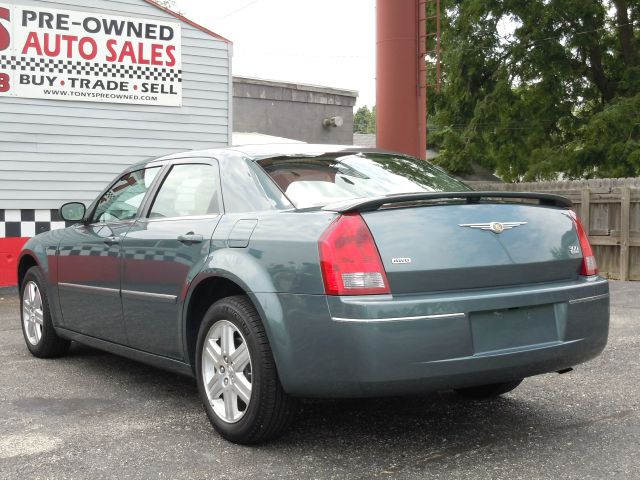 Chrysler 300 GT Premium Sedan