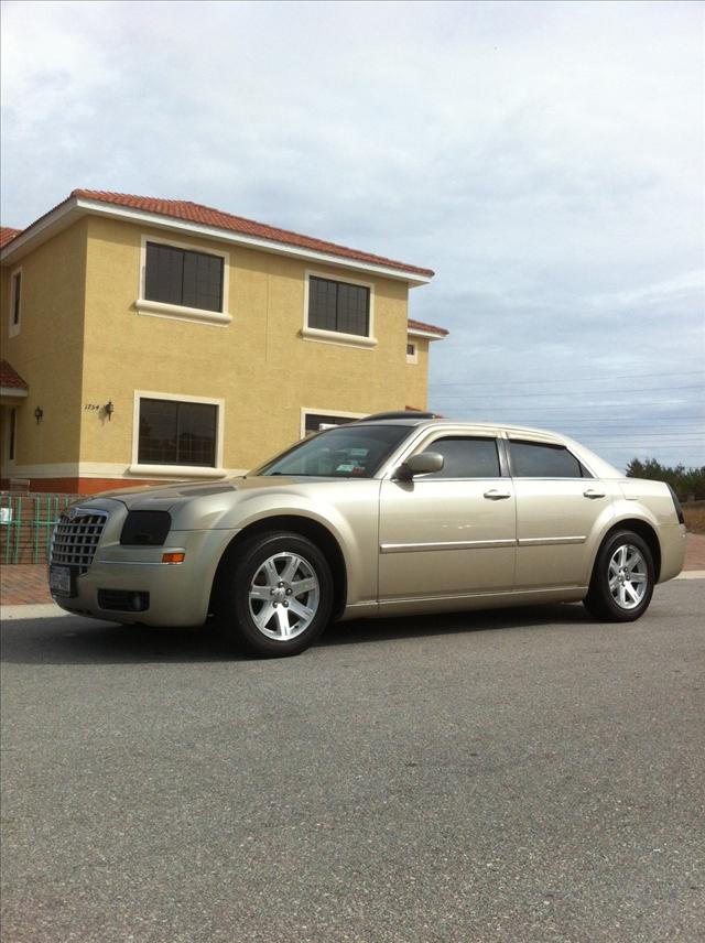 Chrysler 300 Unknown Sedan