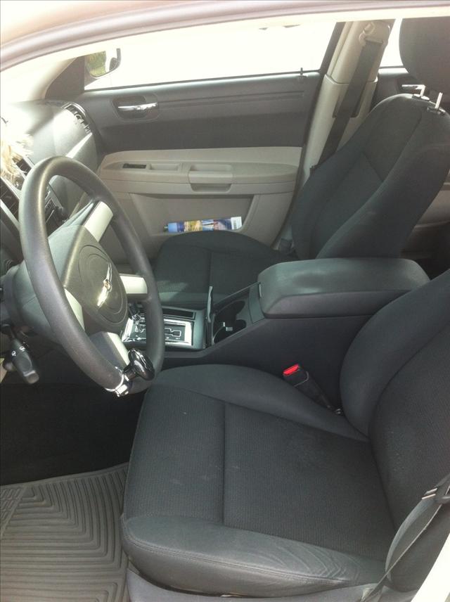 Chrysler 300 2006 photo 3