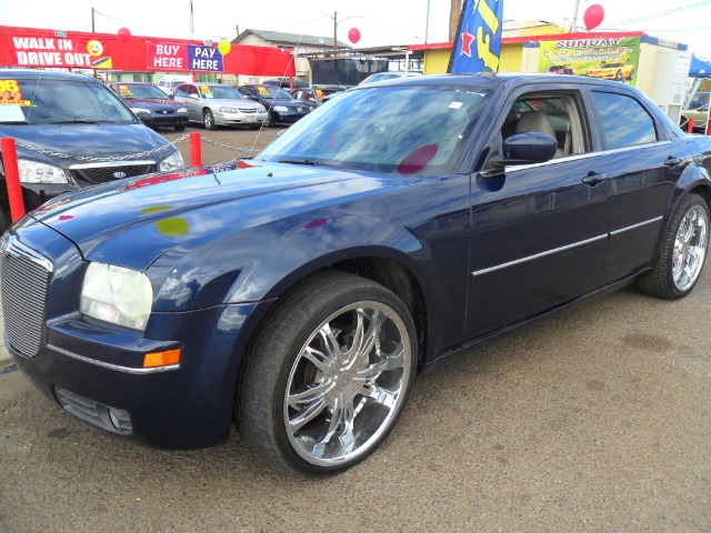 Chrysler 300 2006 photo 4