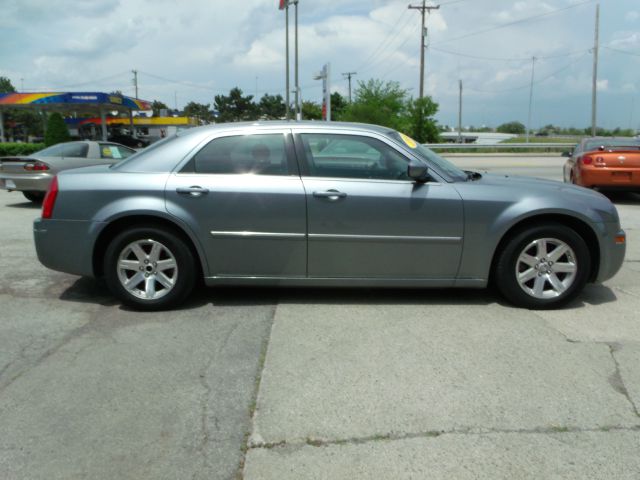 Chrysler 300 2006 photo 8