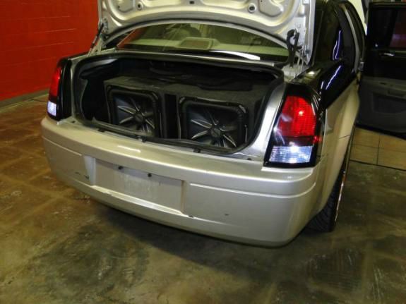 Chrysler 300 2006 photo 2