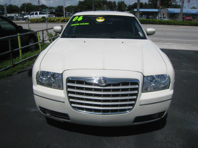 Chrysler 300 2006 photo 3