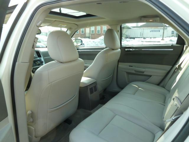 Chrysler 300 2007 photo 4