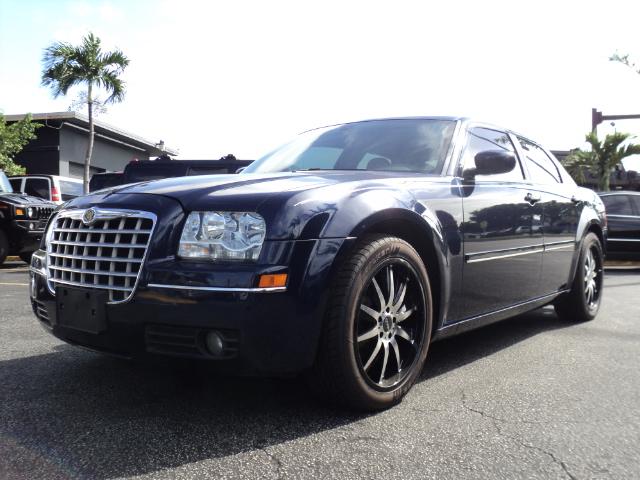 Chrysler 300 SLT AWD 7 Passanger Coupe