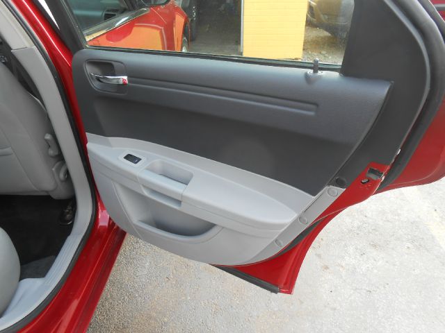 Chrysler 300 2007 photo 20