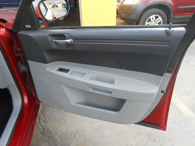 Chrysler 300 2007 photo 23
