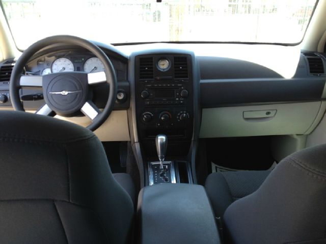Chrysler 300 2007 photo 7