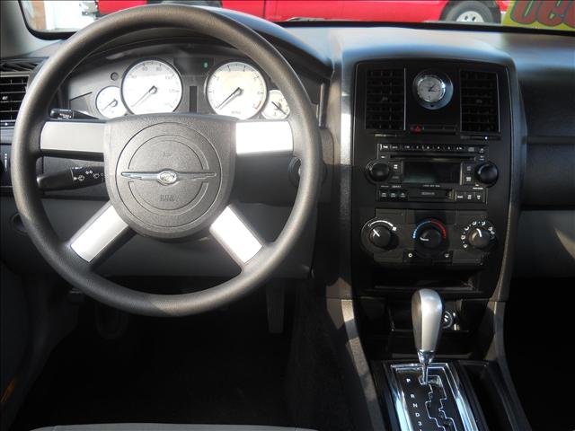 Chrysler 300 2007 photo 4
