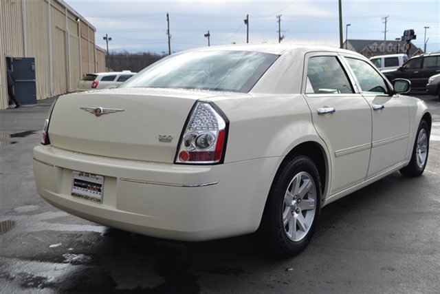 Chrysler 300 2007 photo 3