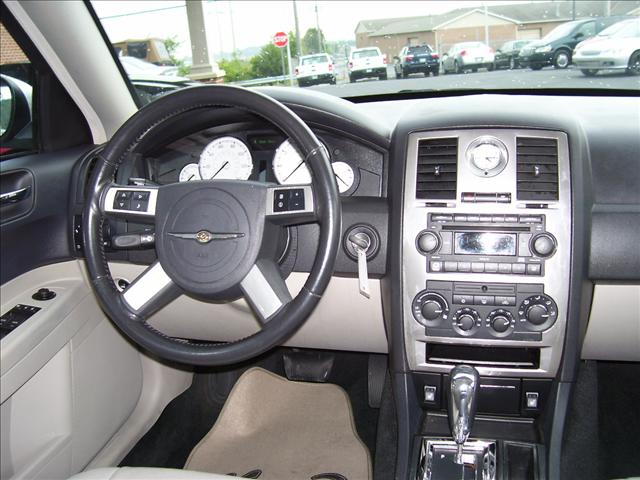 Chrysler 300 2007 photo 4