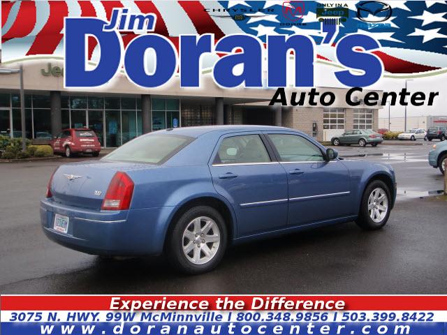 Chrysler 300 2007 photo 4