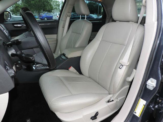 Chrysler 300 2007 photo 15