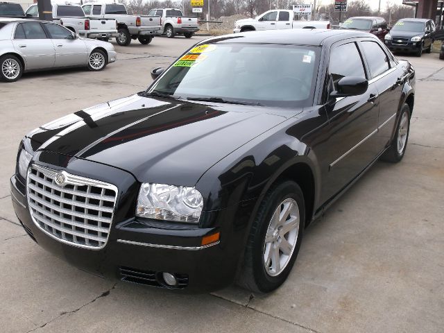 Chrysler 300 2007 photo 2