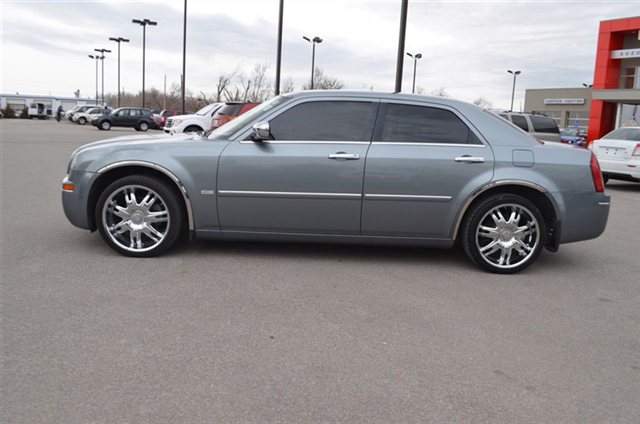 Chrysler 300 2007 photo 3