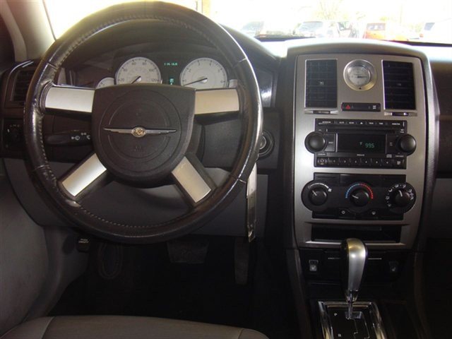 Chrysler 300 2007 photo 3