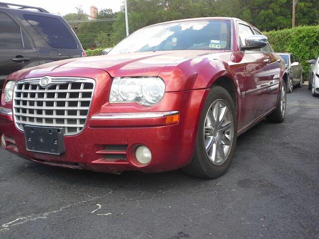 Chrysler 300 Regular Cab Sedan