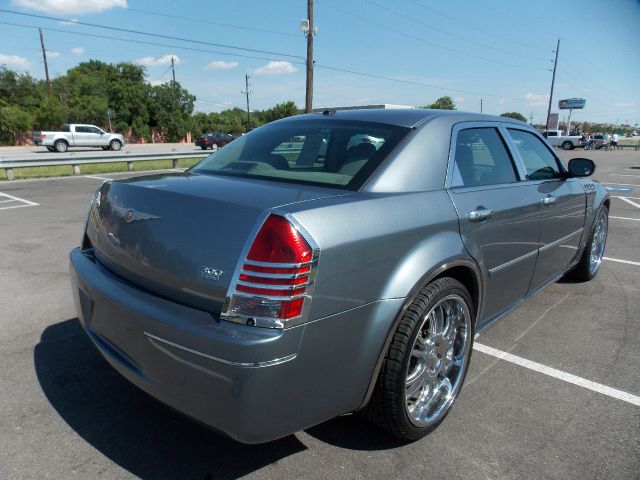 Chrysler 300 2007 photo 4