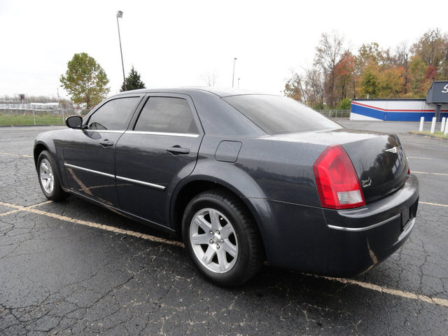 Chrysler 300 2007 photo 3