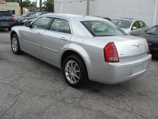 Chrysler 300 2007 photo 5