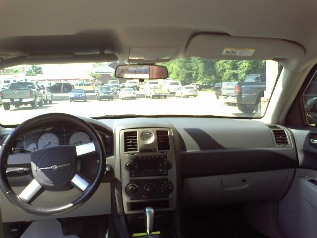 Chrysler 300 2007 photo 4