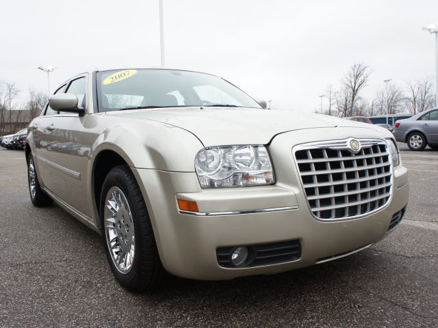Chrysler 300 2007 photo 1