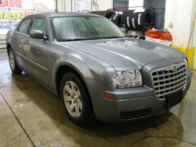 Chrysler 300 2007 photo 2