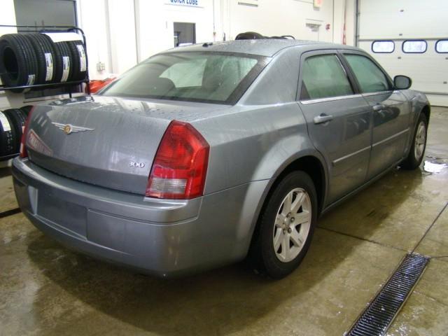 Chrysler 300 2007 photo 3