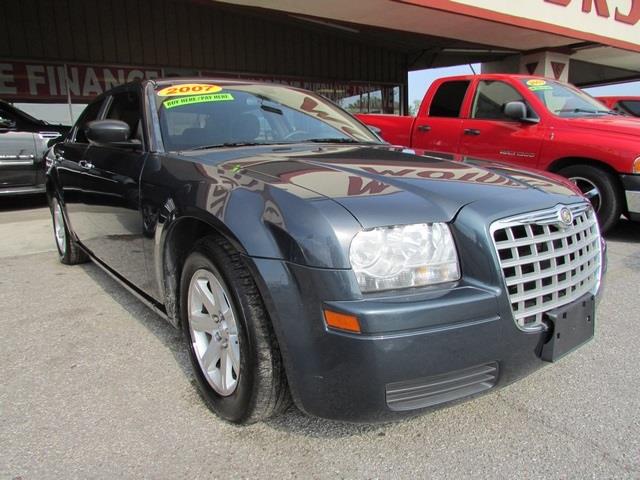 Chrysler 300 Unknown Sedan