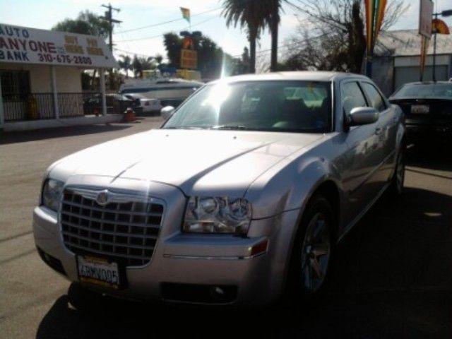 Chrysler 300 2007 photo 2
