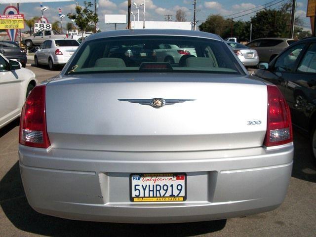 Chrysler 300 2007 photo 3