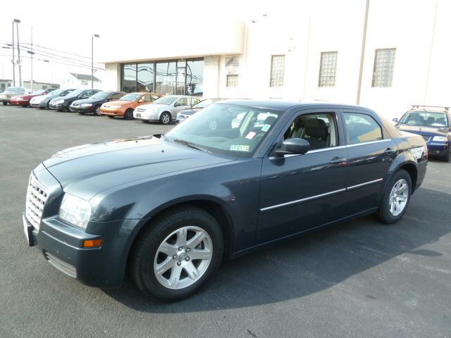Chrysler 300 2007 photo 4