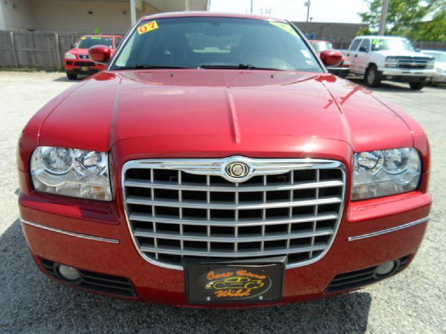 Chrysler 300 2007 photo 2