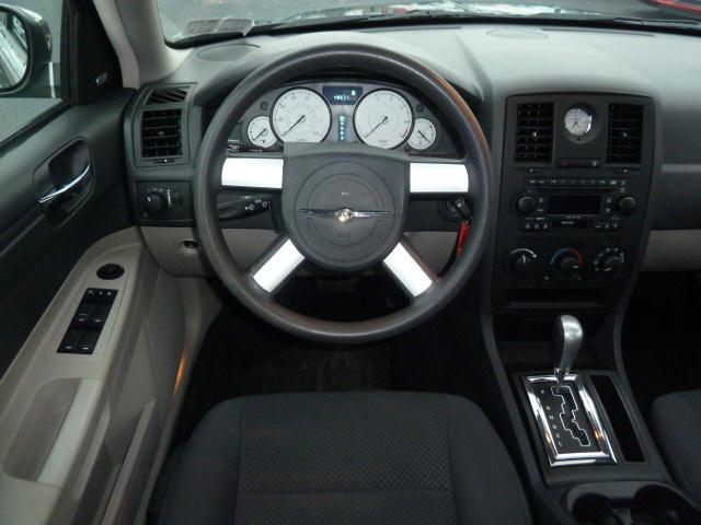 Chrysler 300 2007 photo 4