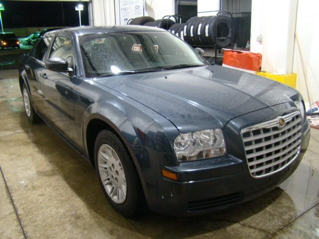 Chrysler 300 2007 photo 2